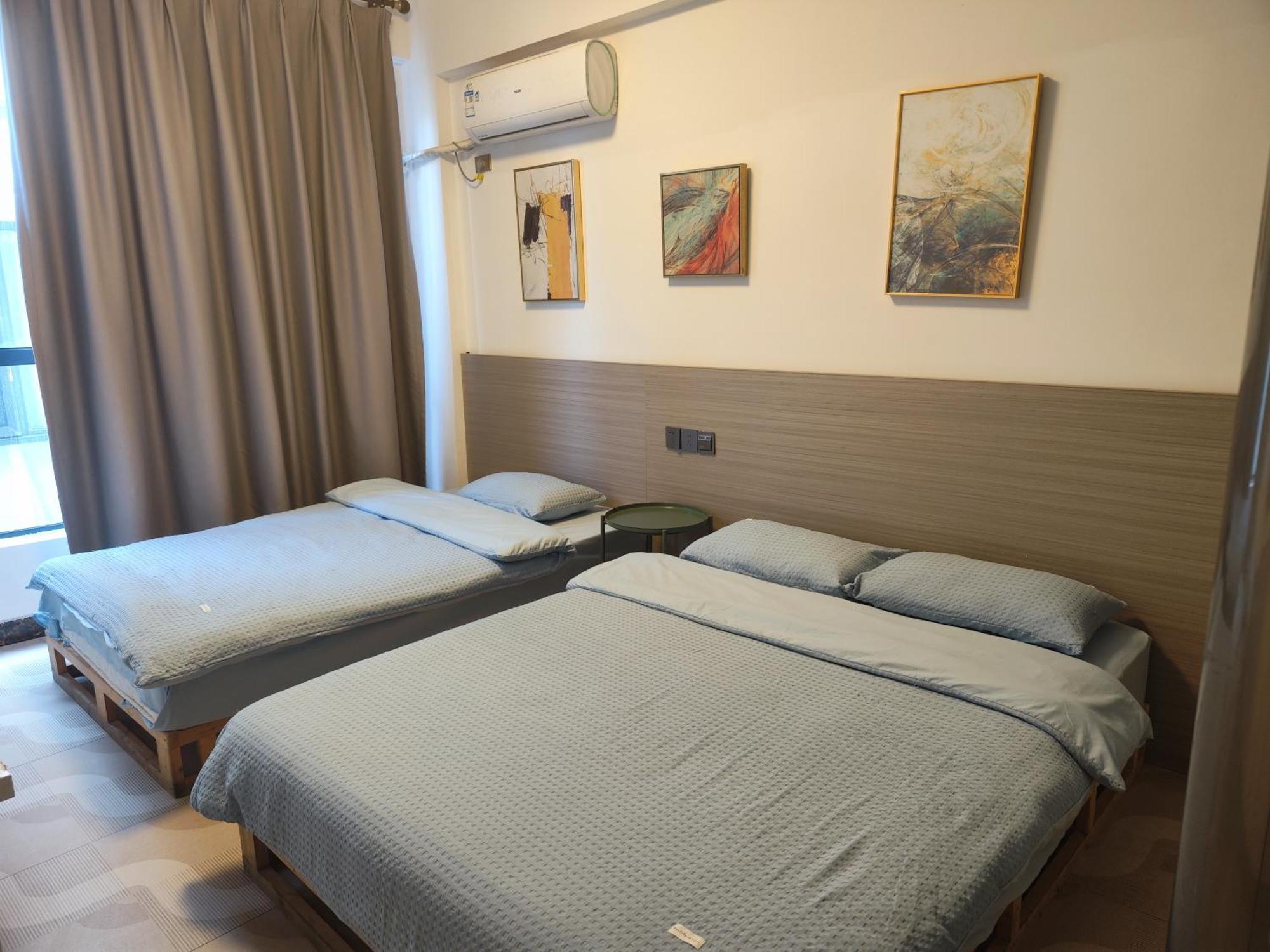 Showbiz Hostel Yangshuo Bagian luar foto
